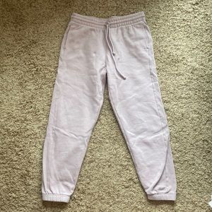 Aritzia TNA Boyfriend Sweapants Light Purple / Lavendar